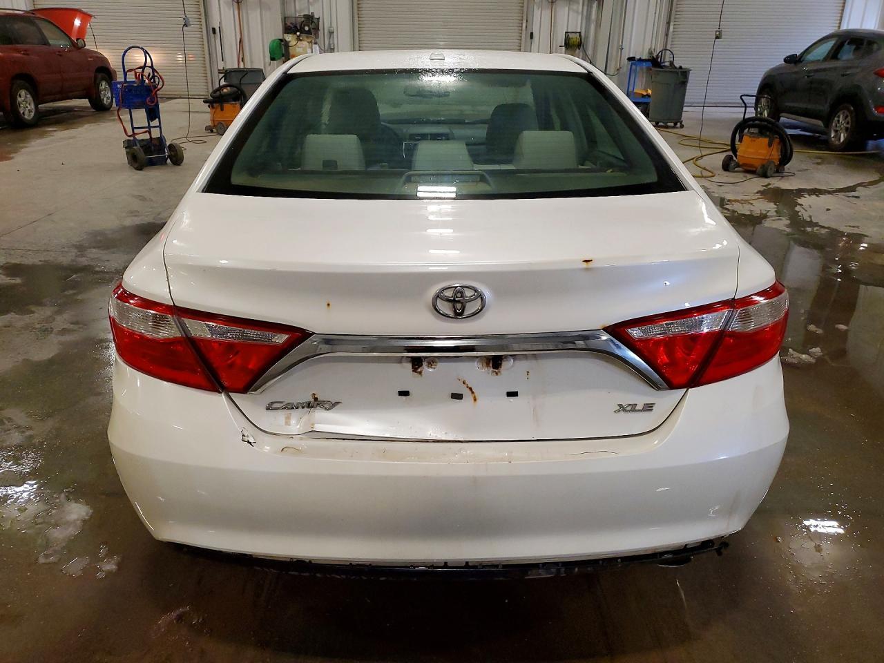 2015 TOYOTA CAMRY