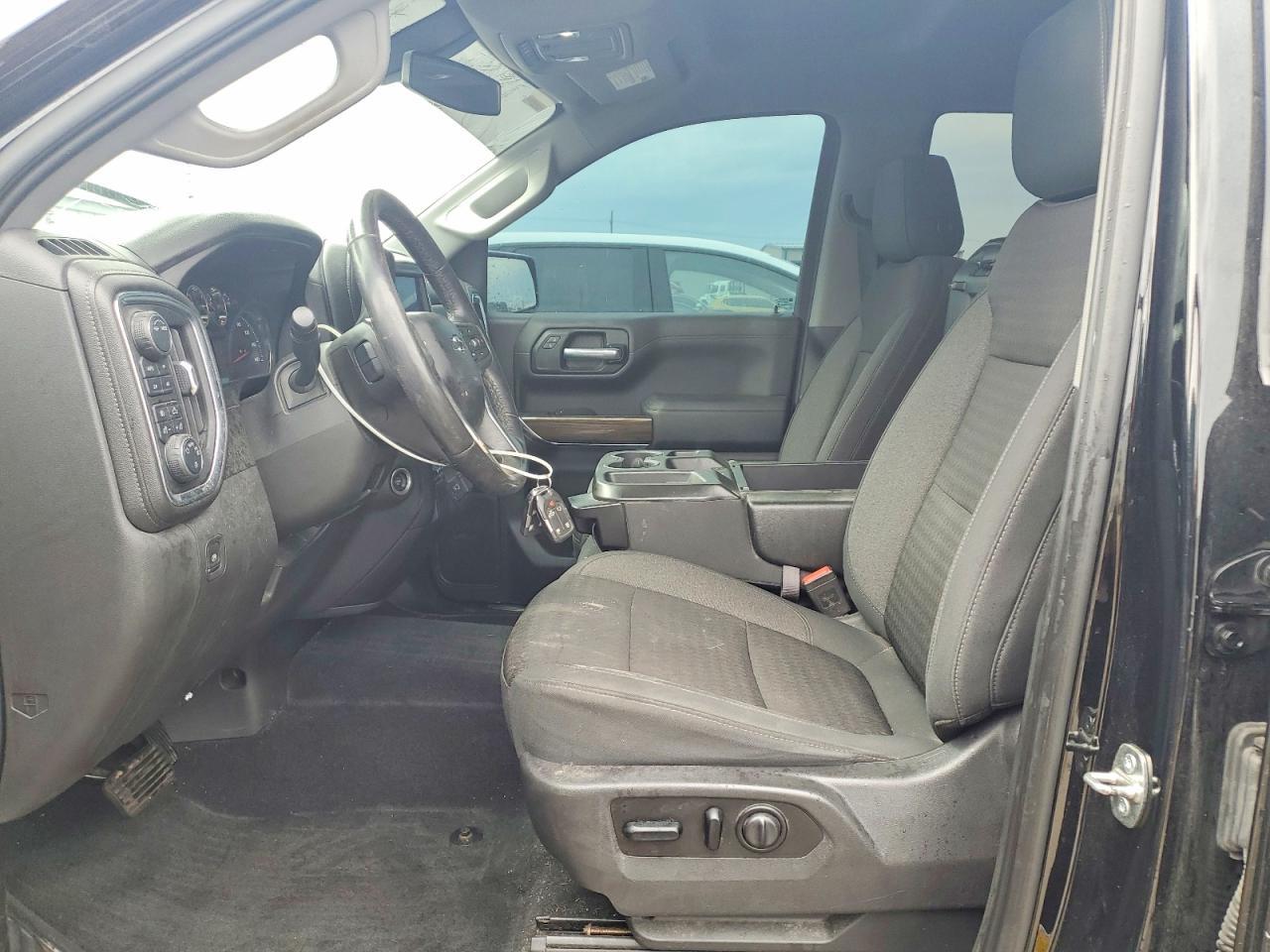 2020 CHEVROLET Silverado
