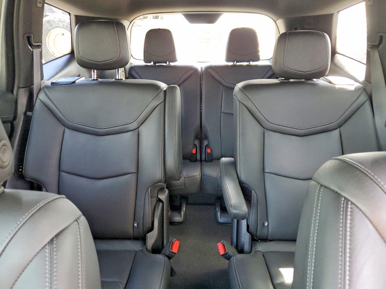 2024 CADILLAC XT6