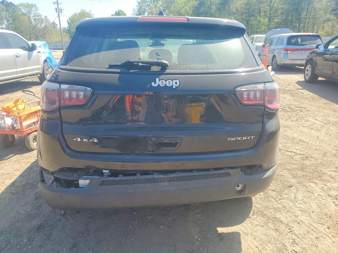 2018 JEEP Compass
