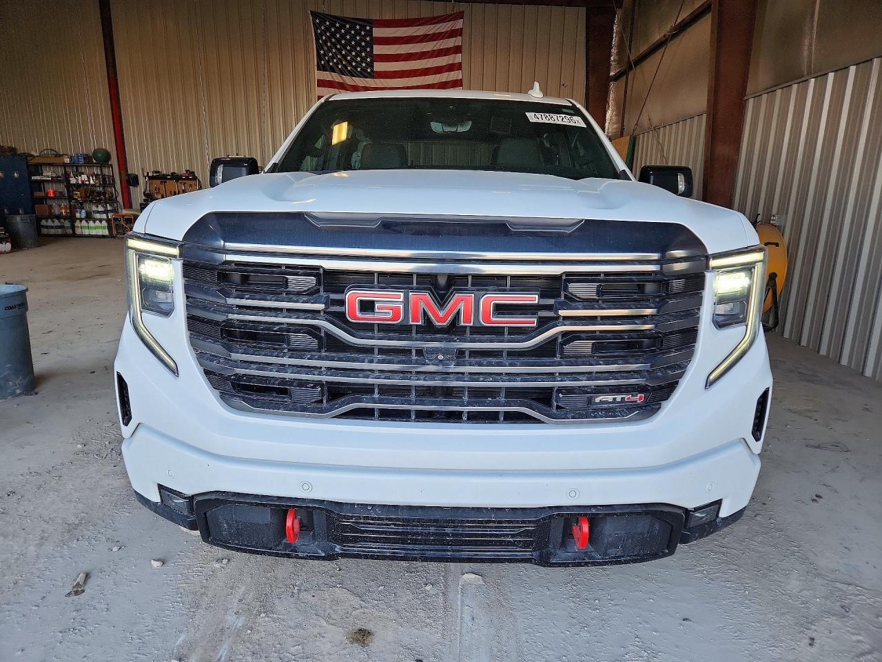 2023 GMC Sierra