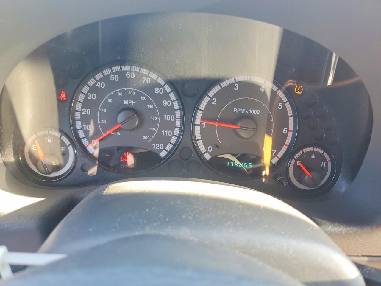 2005 JEEP Liberty