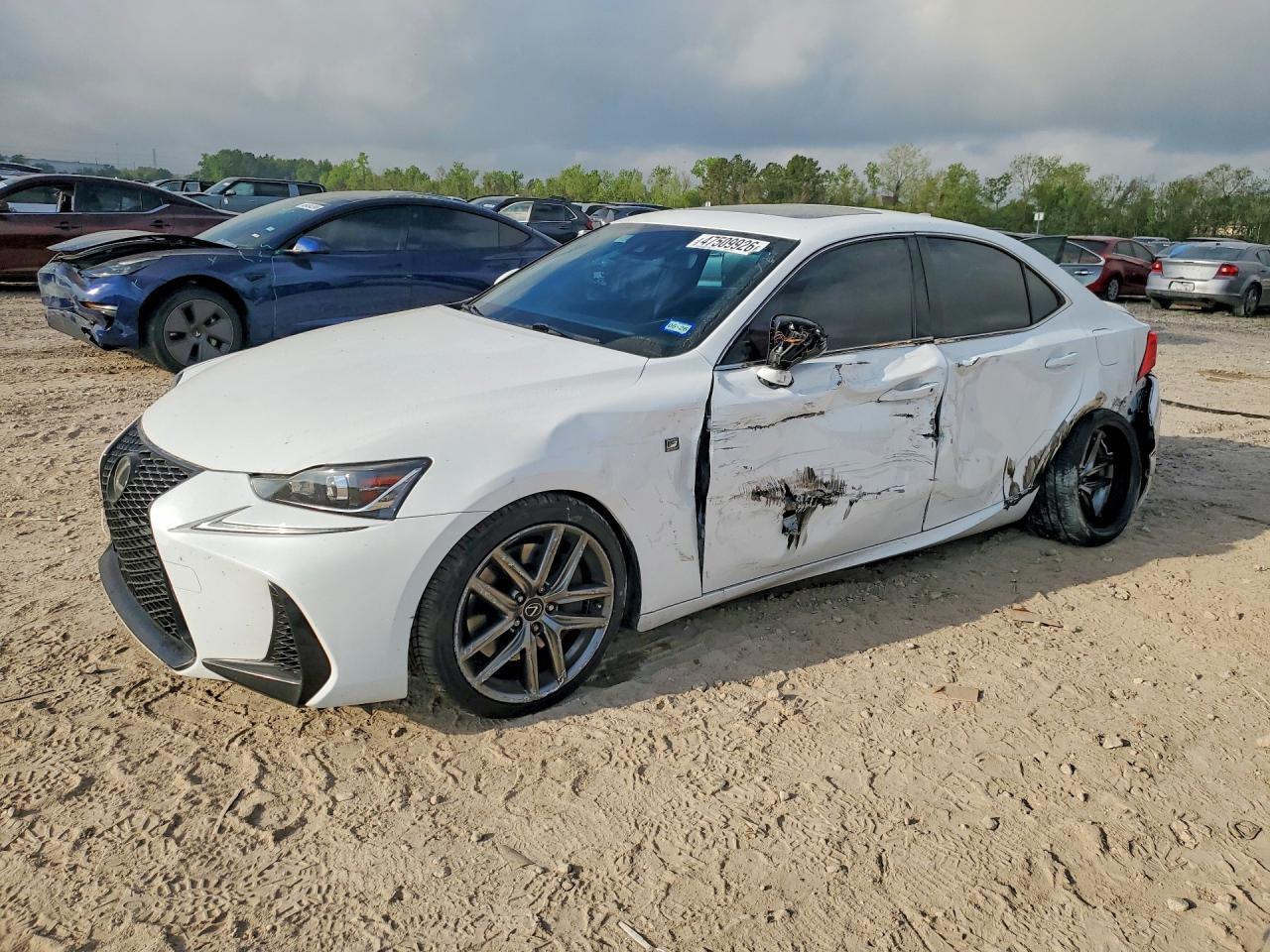 2017 LEXUS IS 200t