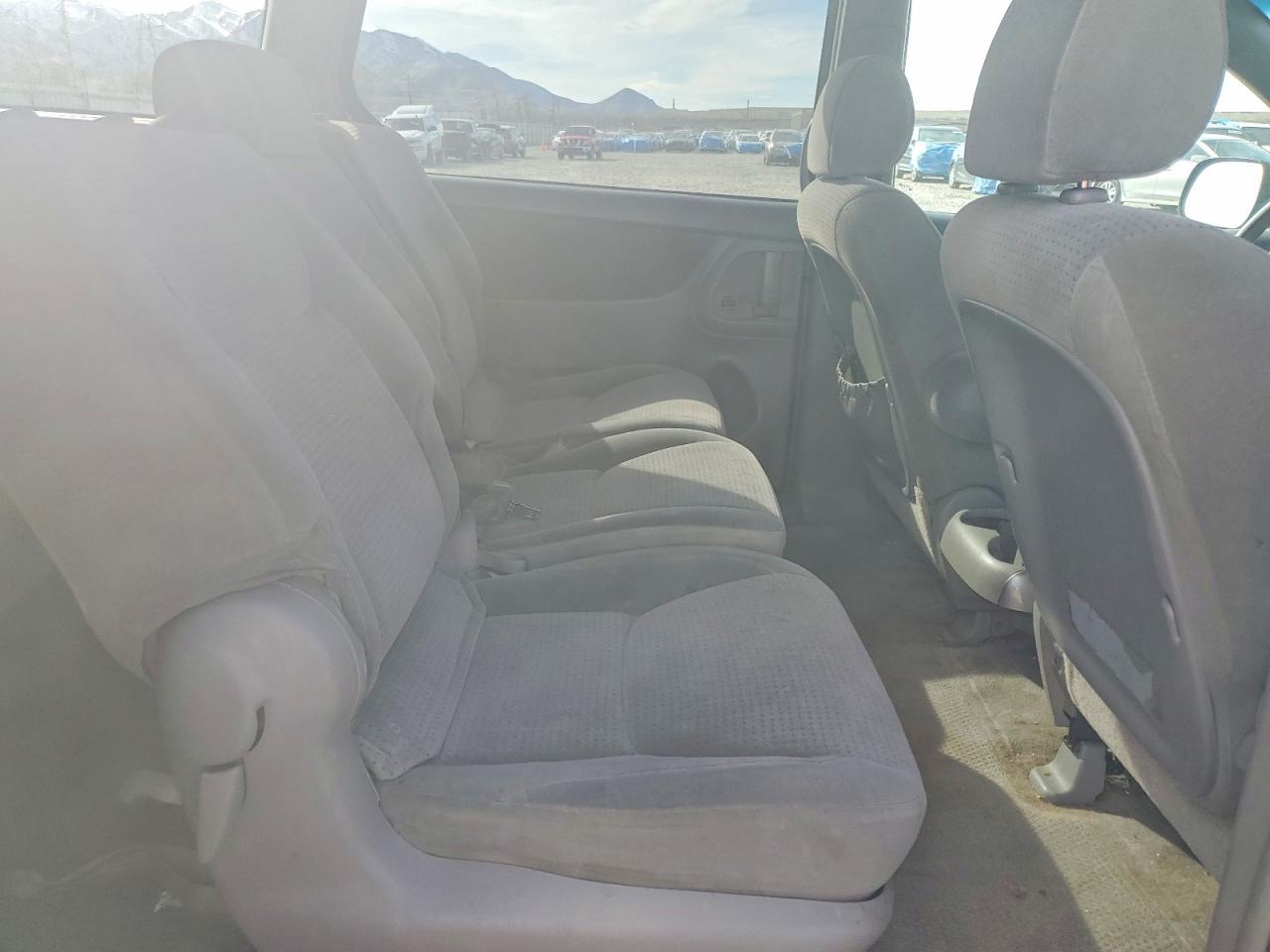 2006 TOYOTA SIENNA