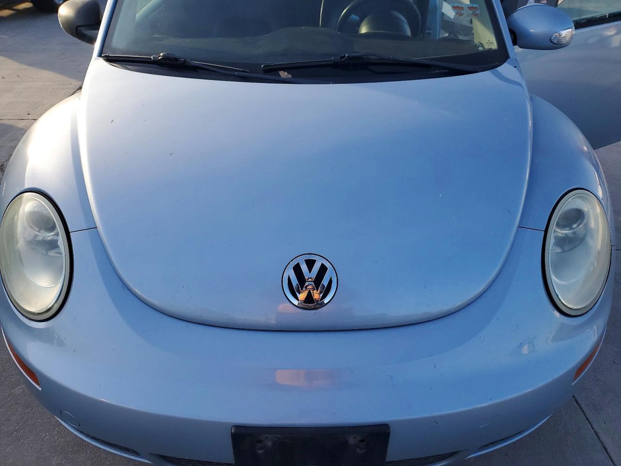 2010 VOLKSWAGEN Beetle