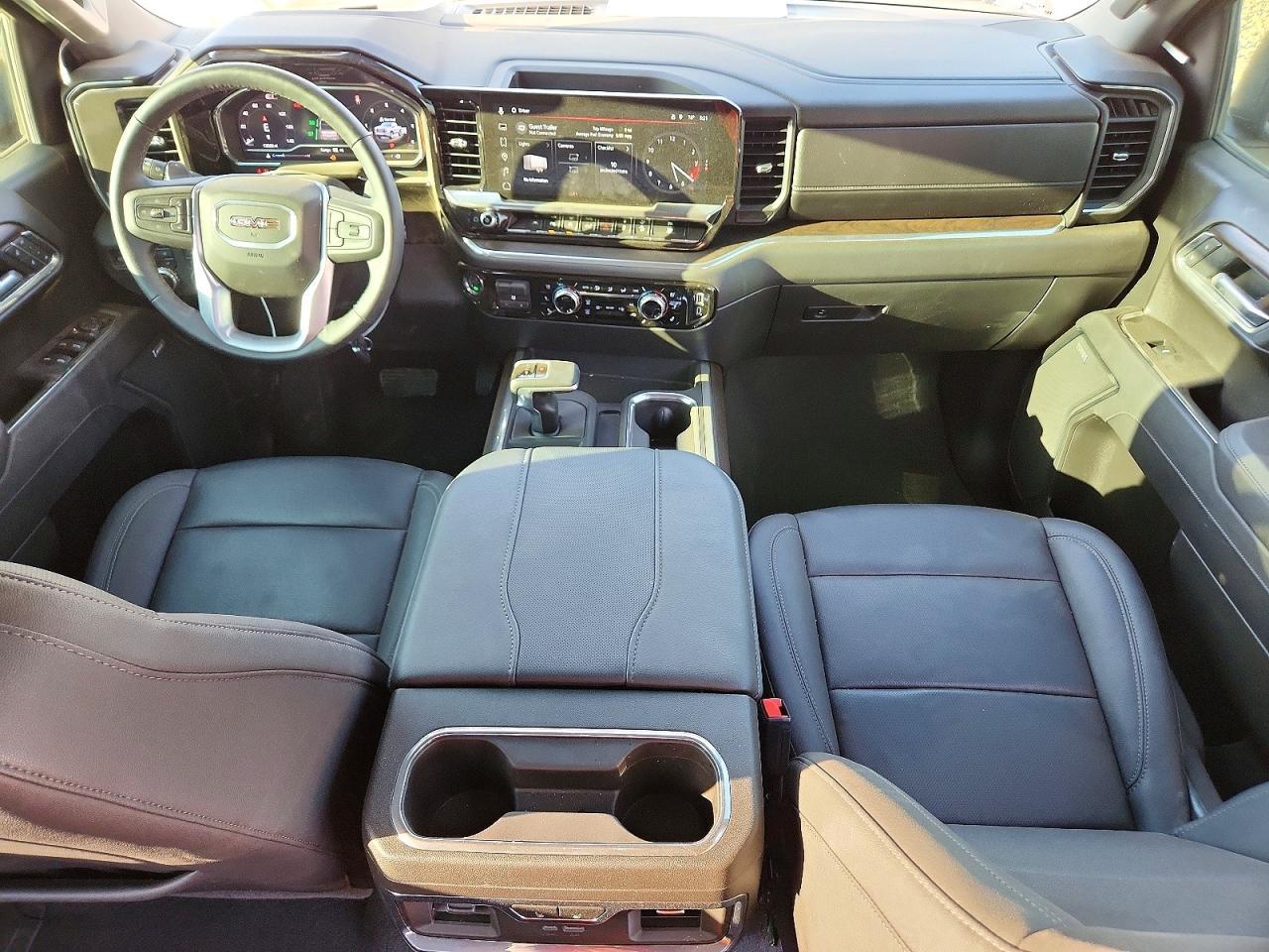 2025 GMC Sierra