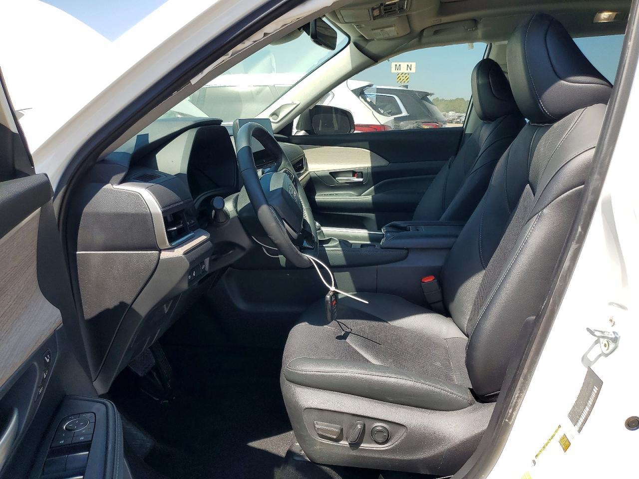2025 TOYOTA HIGHLANDER