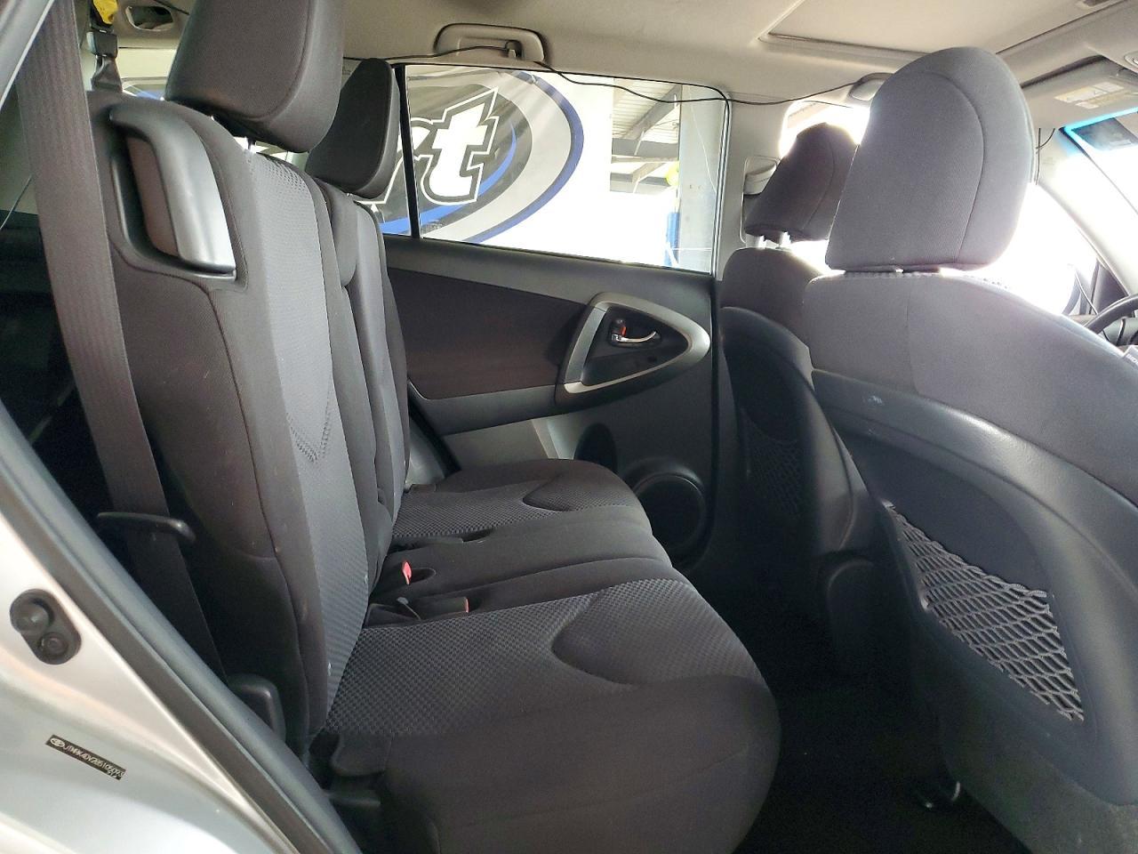 2011 TOYOTA RAV4