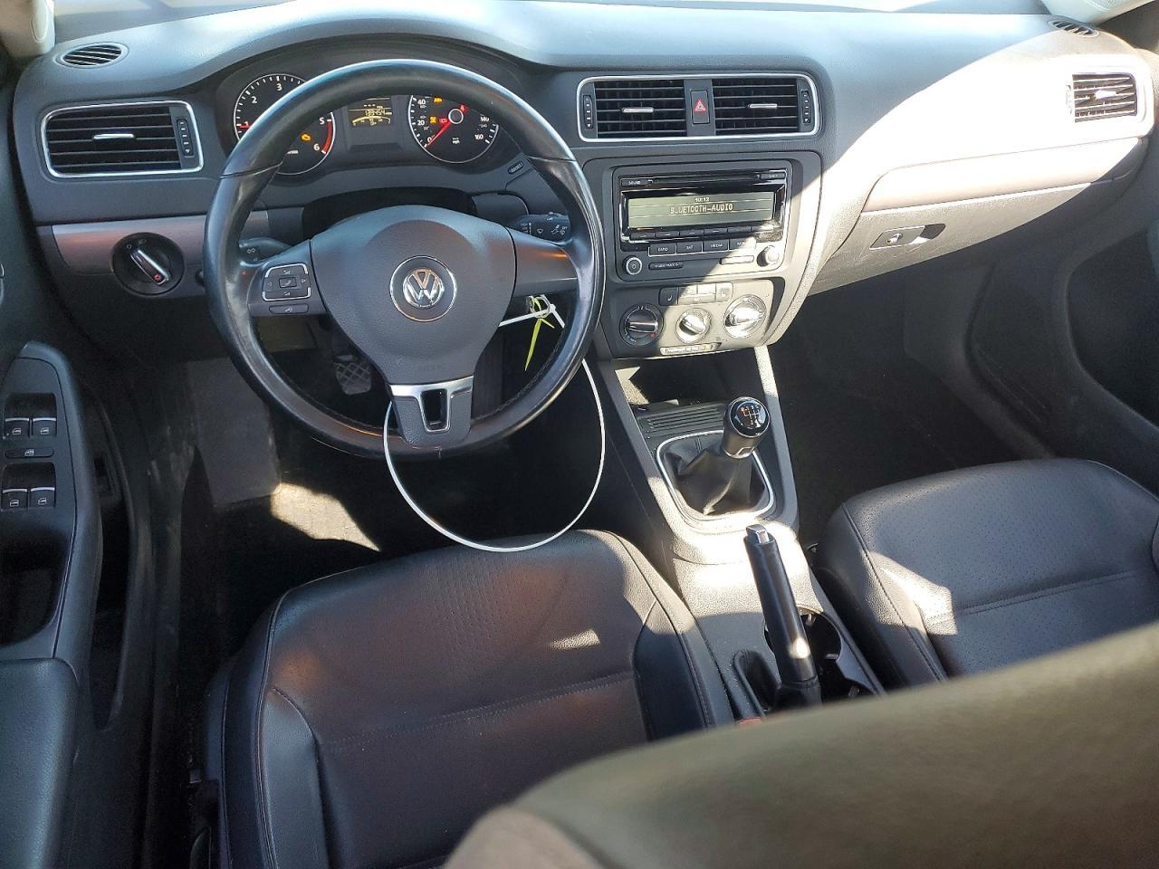 2014 VOLKSWAGEN JETTA