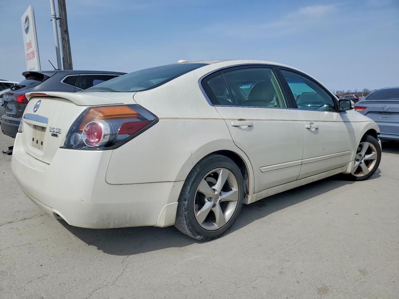 2009 NISSAN ALTIMA