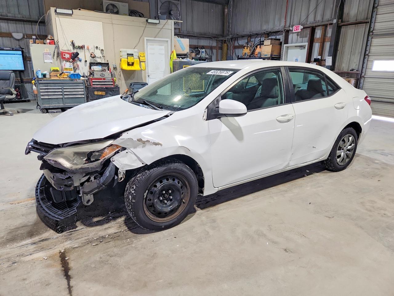 2015 TOYOTA COROLLA