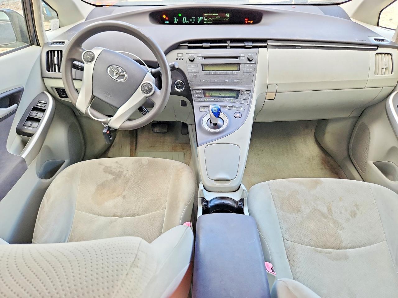 2010 TOYOTA PRIUS