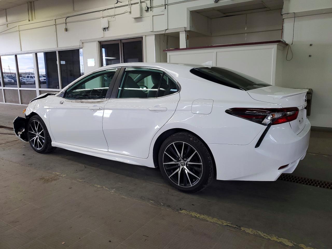 2023 TOYOTA CAMRY