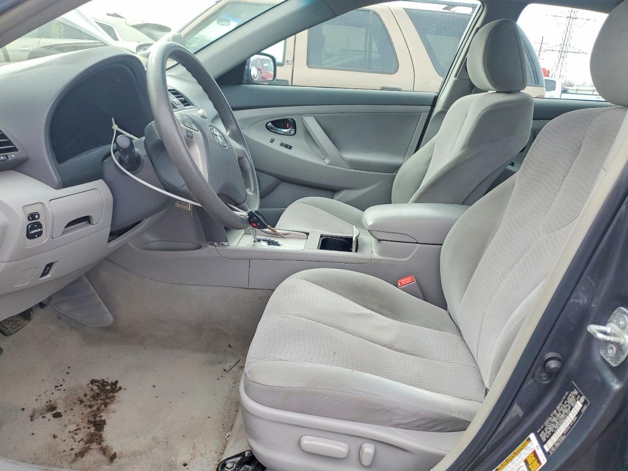 2011 TOYOTA CAMRY