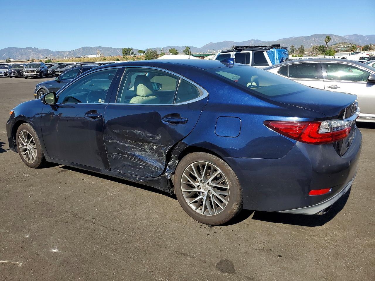 2016 LEXUS ES 350