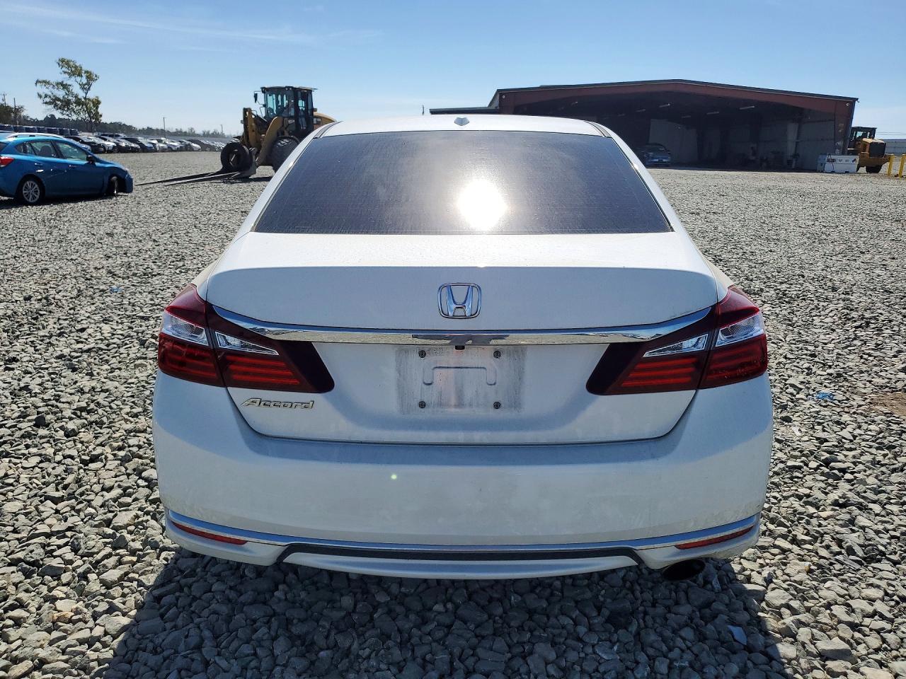 2016 HONDA ACCORD