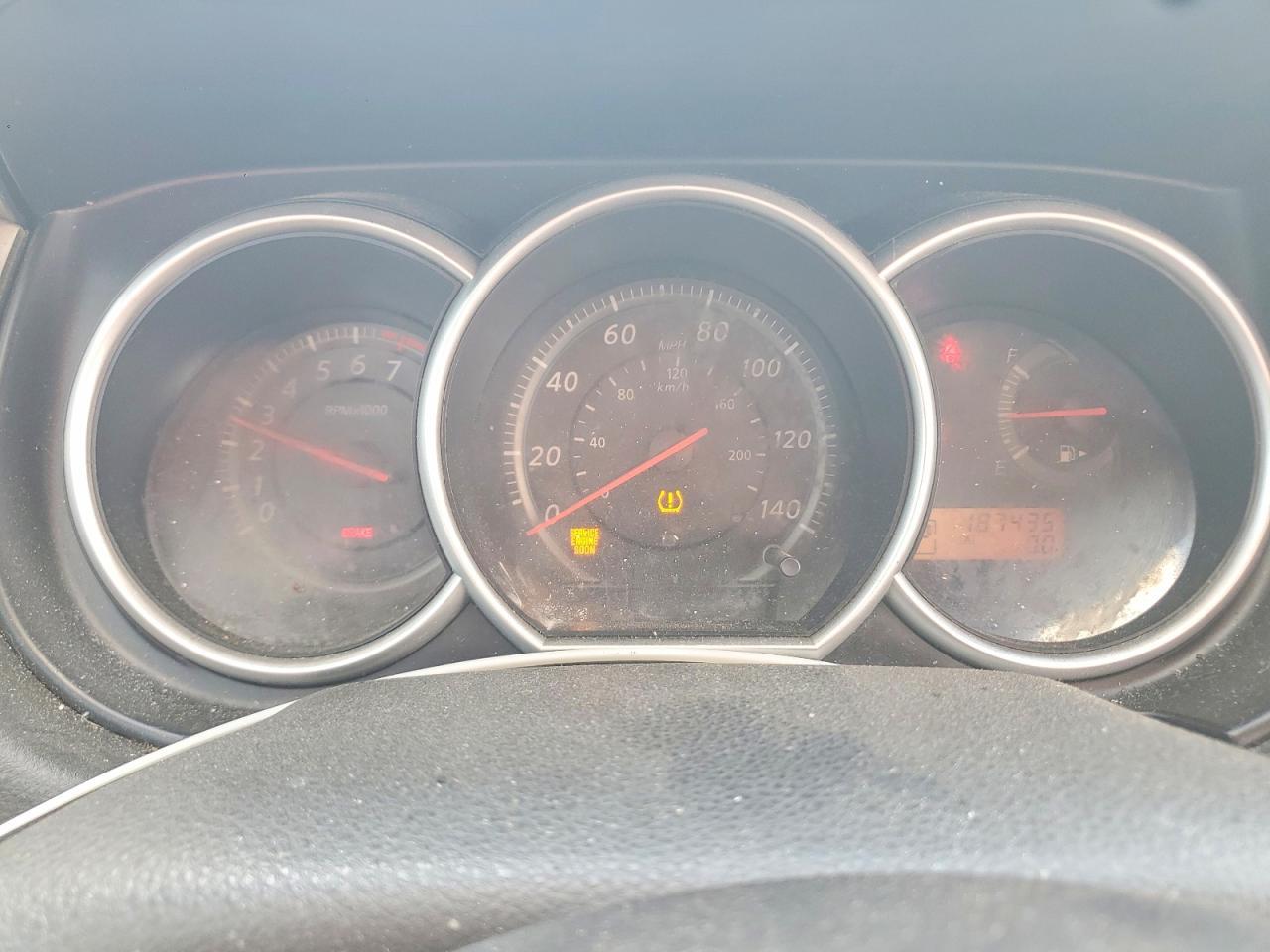 2011 NISSAN VERSA