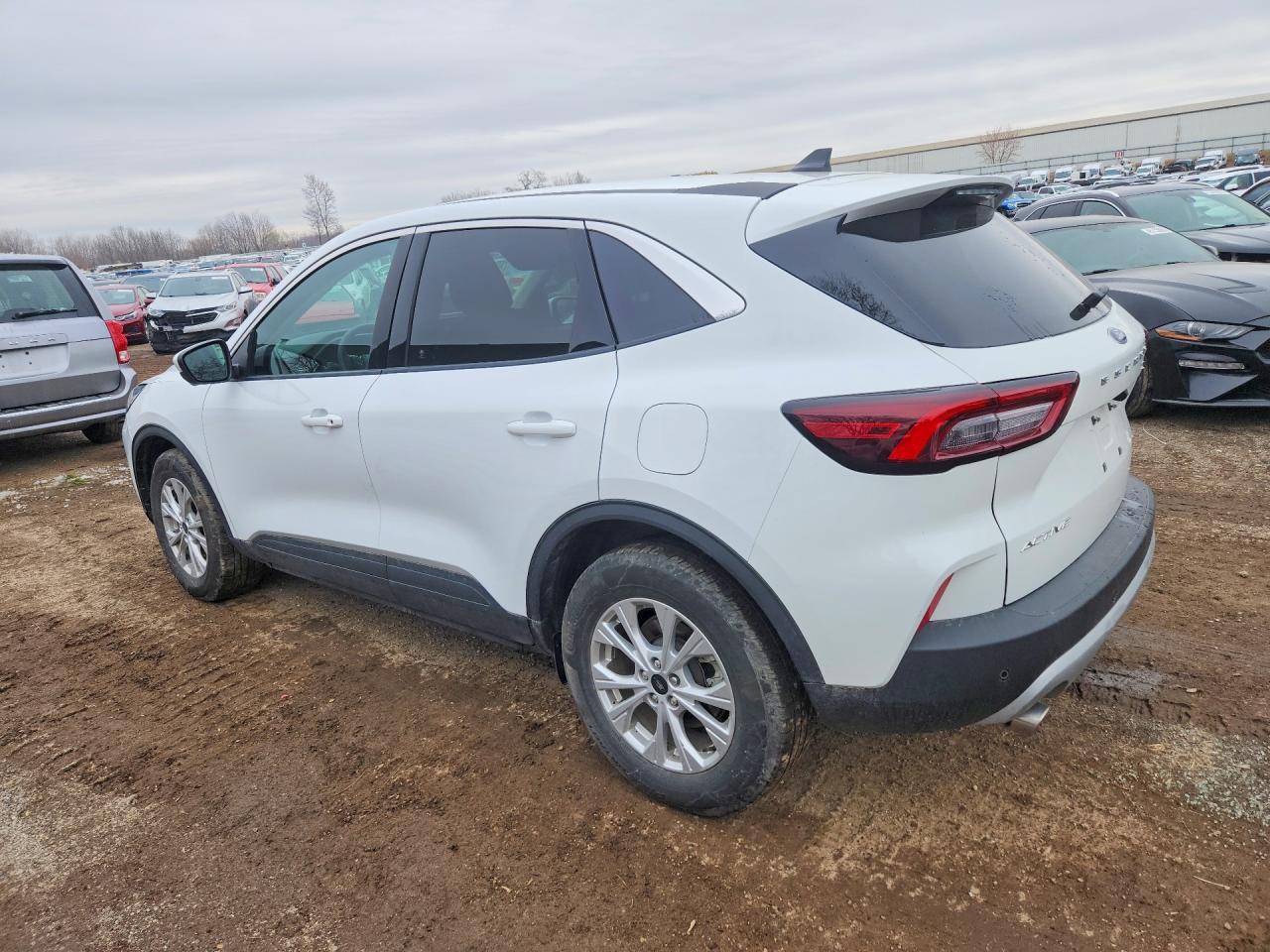 2023 FORD ESCAPE