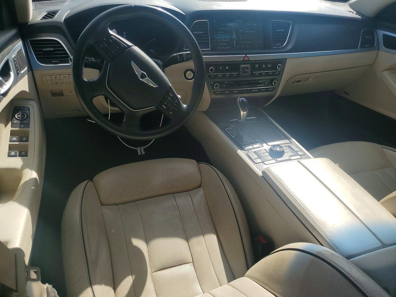 2015 HYUNDAI GENESIS