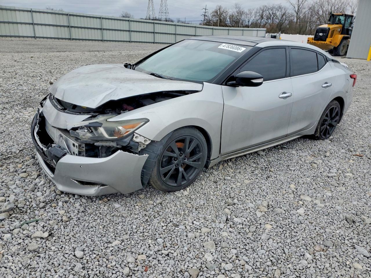 2017 NISSAN Maxima
