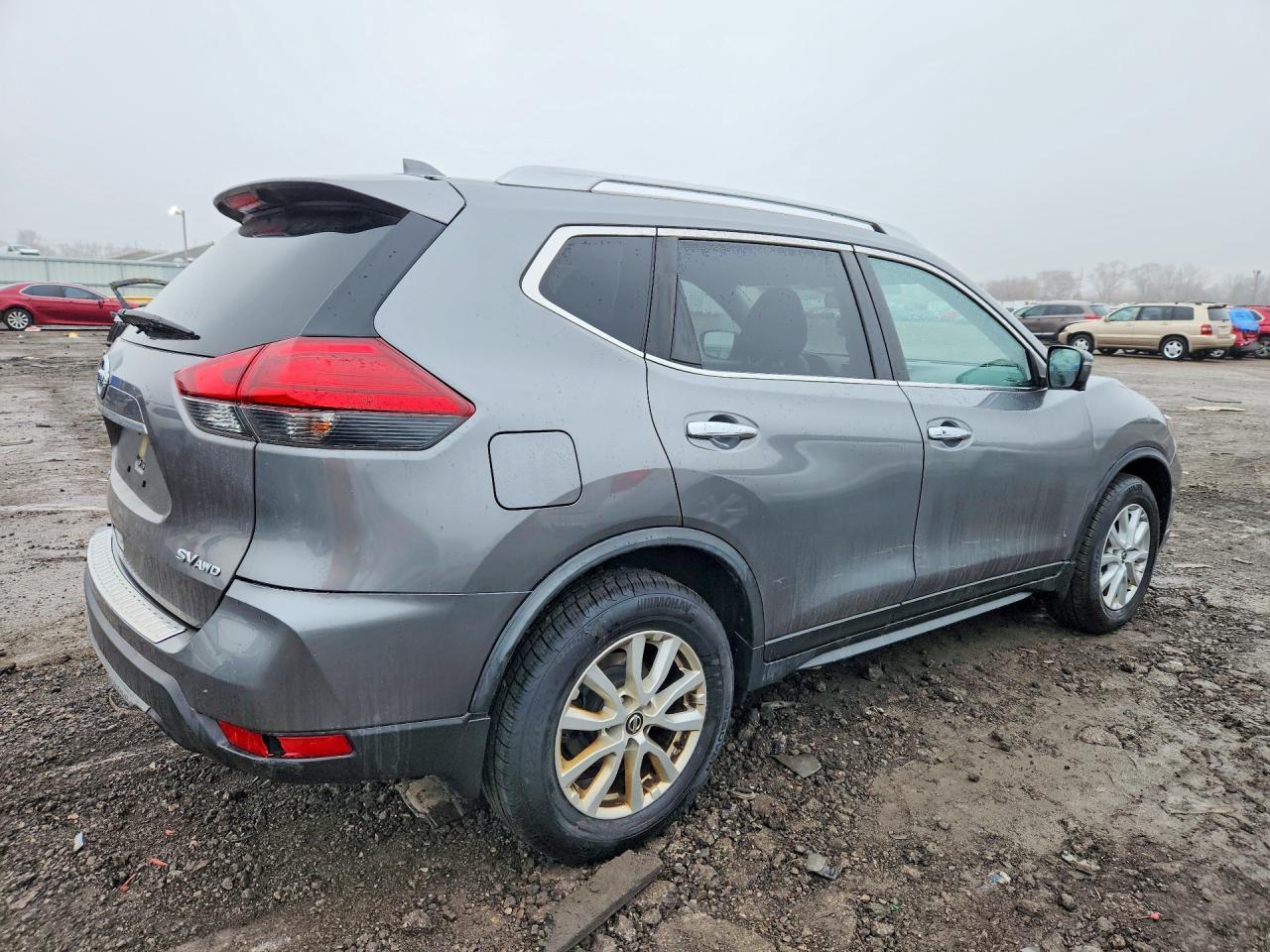 2017 NISSAN ROGUE