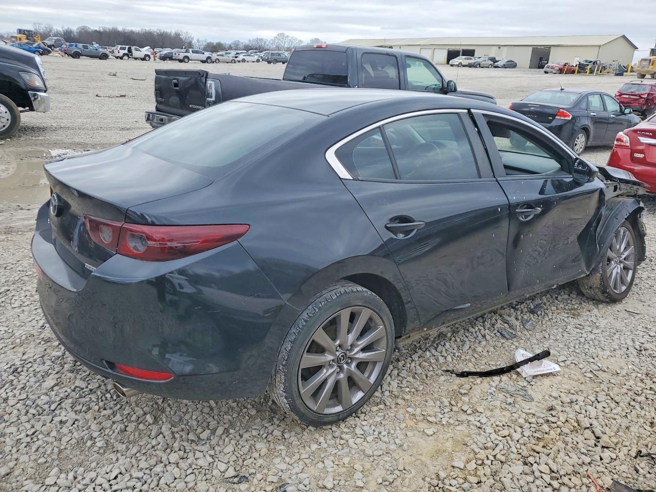 2020 MAZDA 3