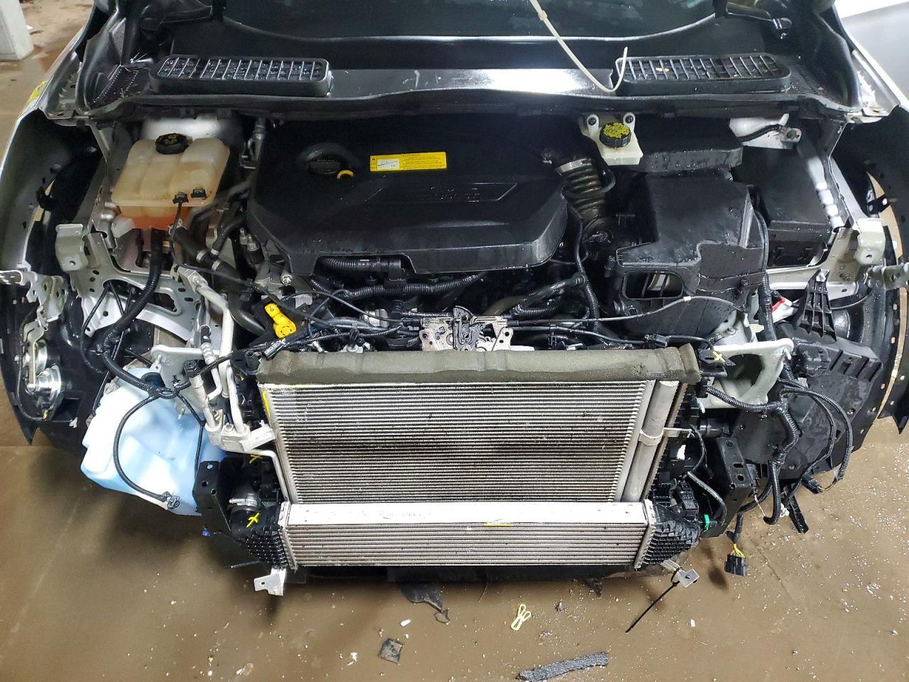 2015 FORD ESCAPE