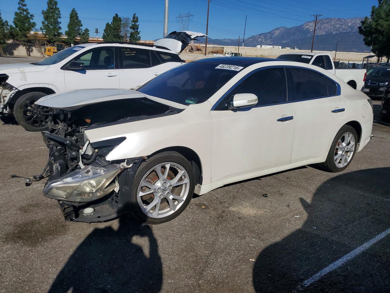2013 NISSAN Maxima