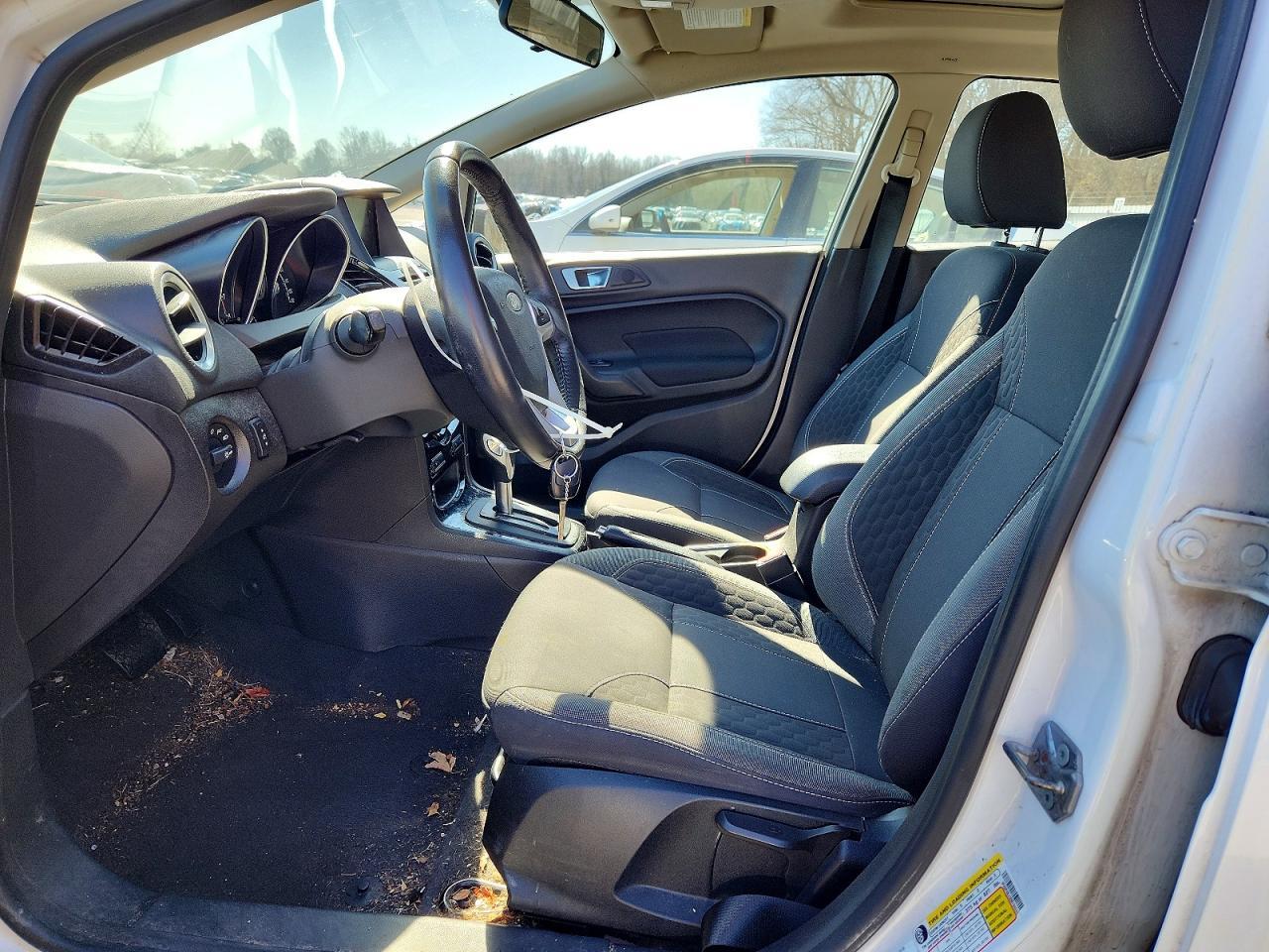2014 FORD Fiesta