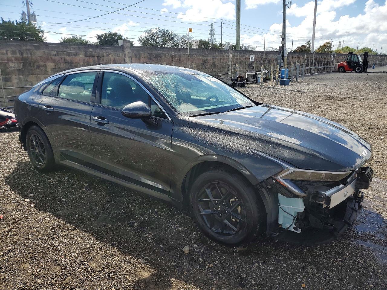 2025 KIA K5