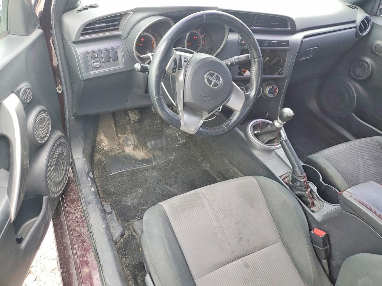 2012 TOYOTA SCION
