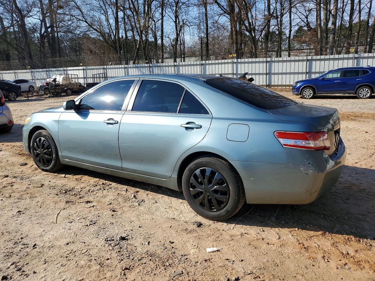 2010 TOYOTA CAMRY