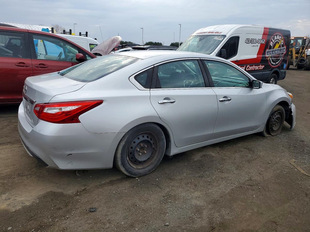2017 NISSAN ALTIMA