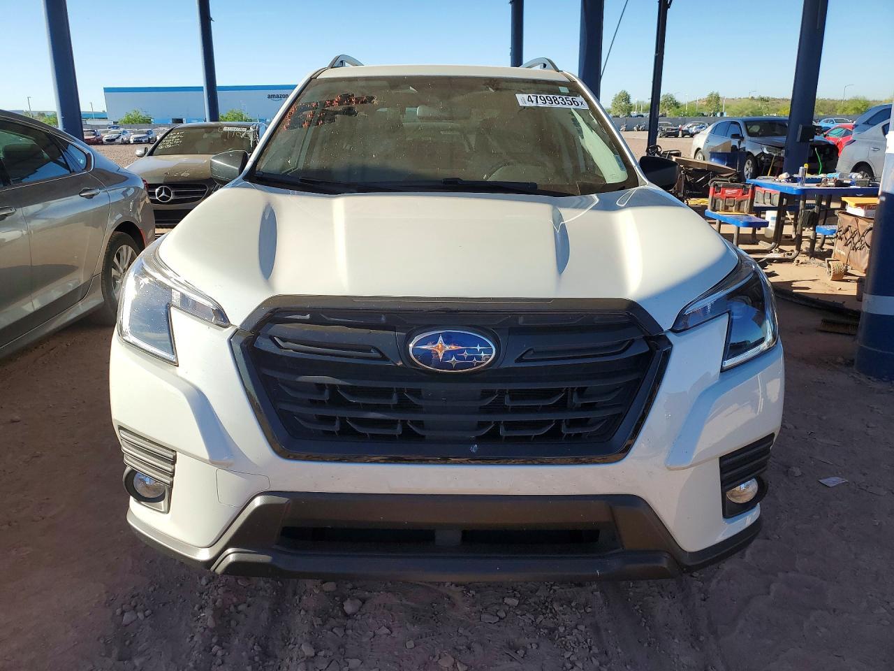 2024 SUBARU FORESTER