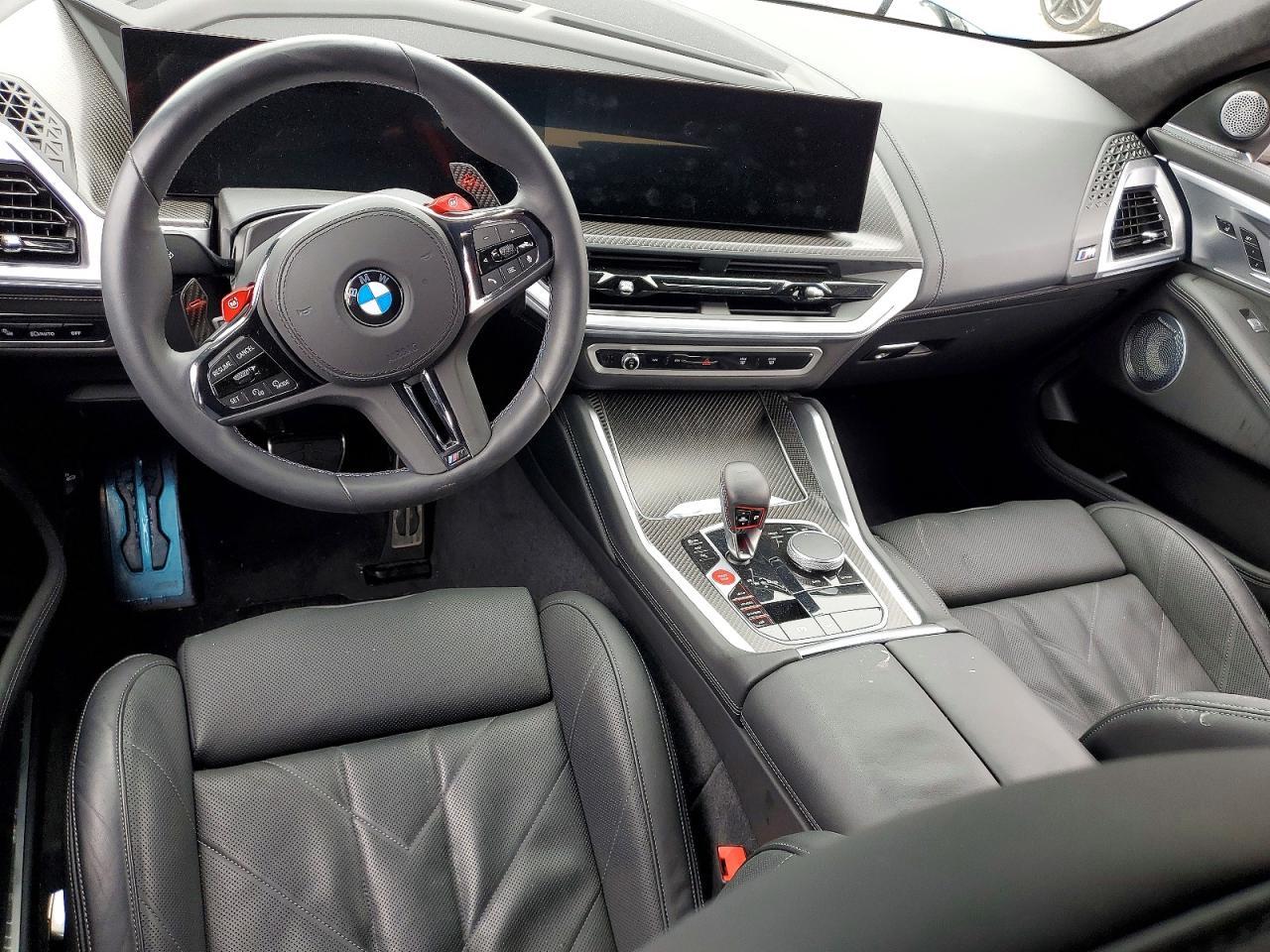2025 BMW Xm