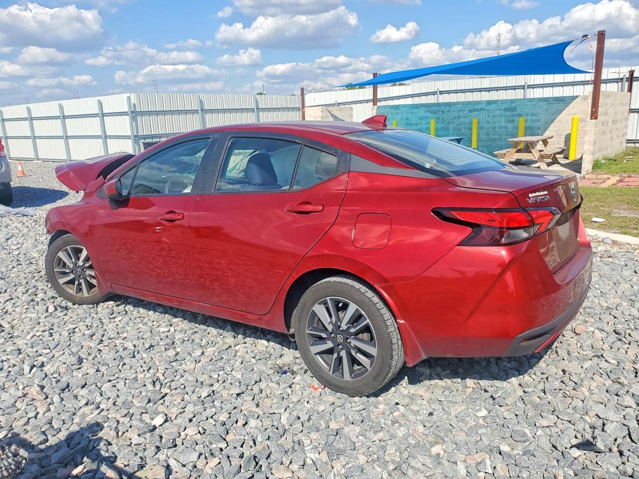 2021 NISSAN VERSA