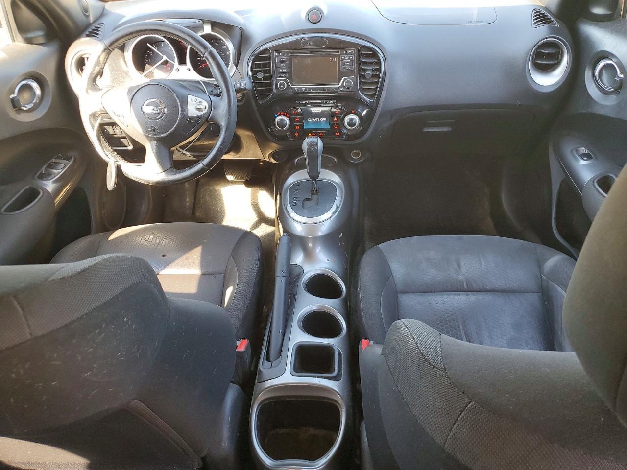 2015 NISSAN Juke
