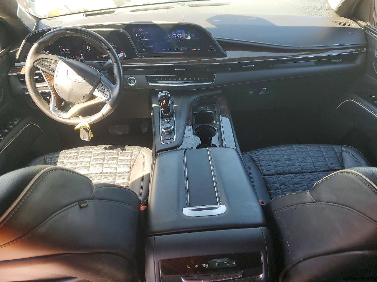2023 CADILLAC ESCALADE