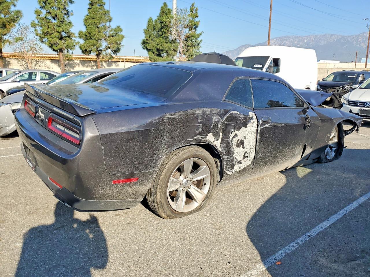 2021 DODGE Challenger