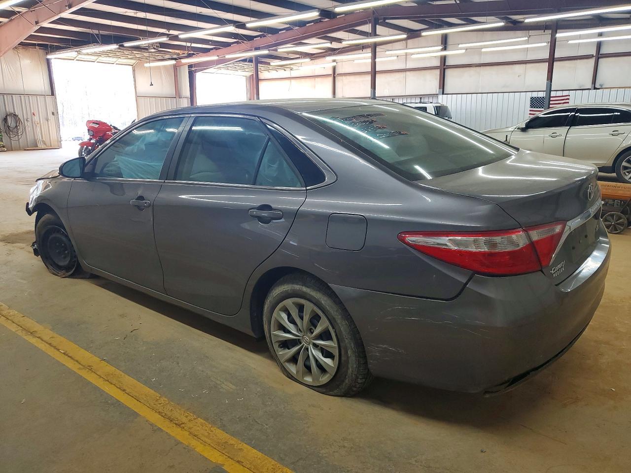 2016 TOYOTA CAMRY
