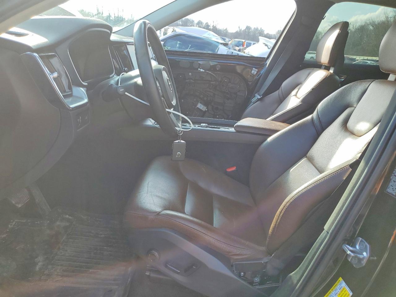 2018 VOLVO XC60
