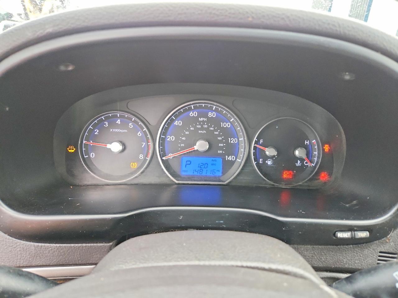 2011 HYUNDAI SANTA FE