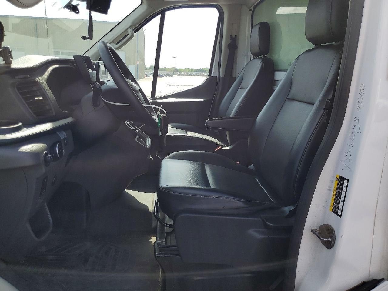 2022 FORD Transit