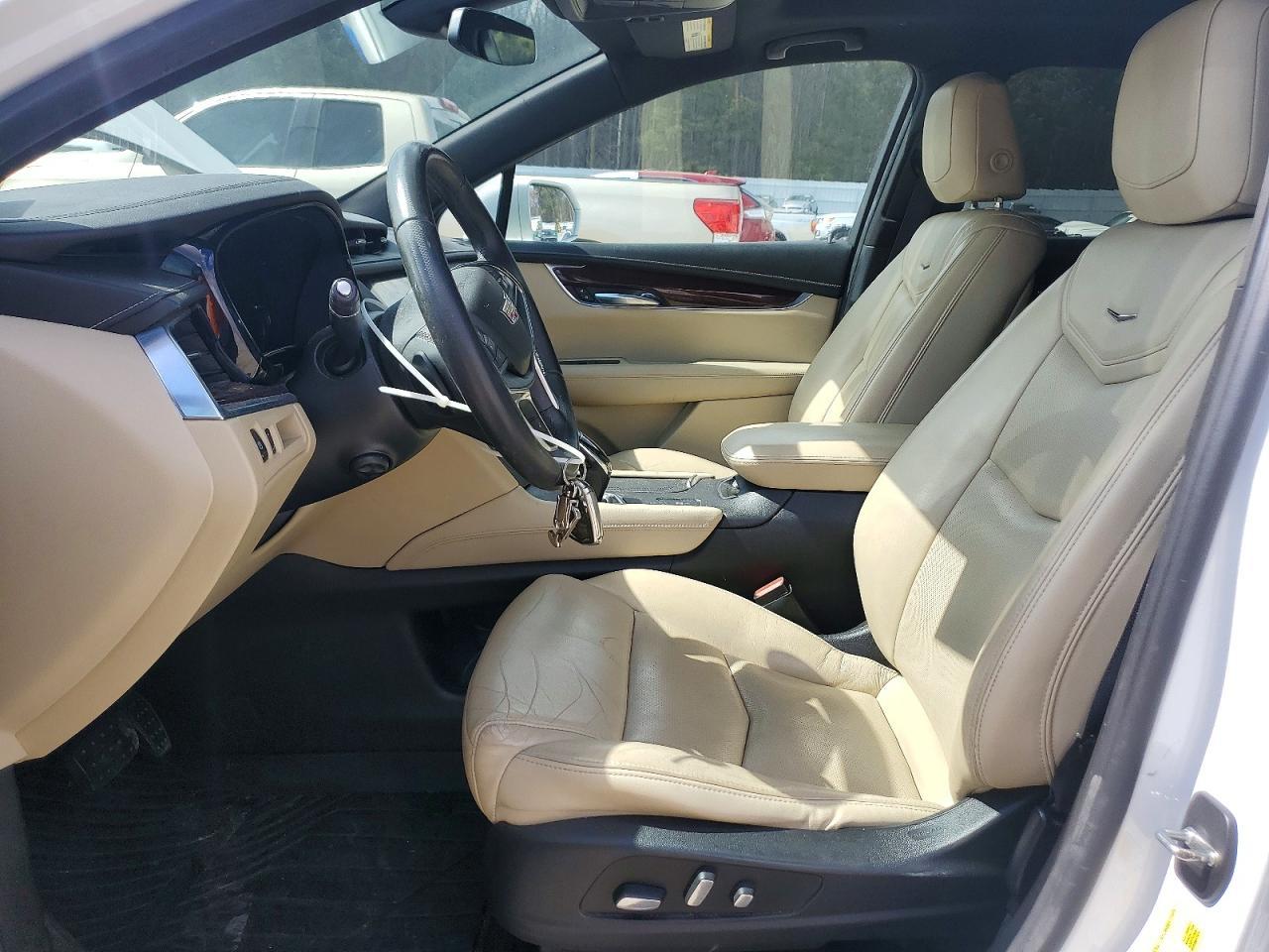 2018 CADILLAC XT5