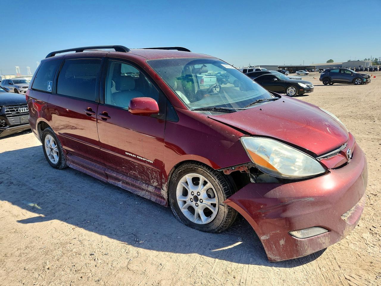 2006 TOYOTA SIENNA