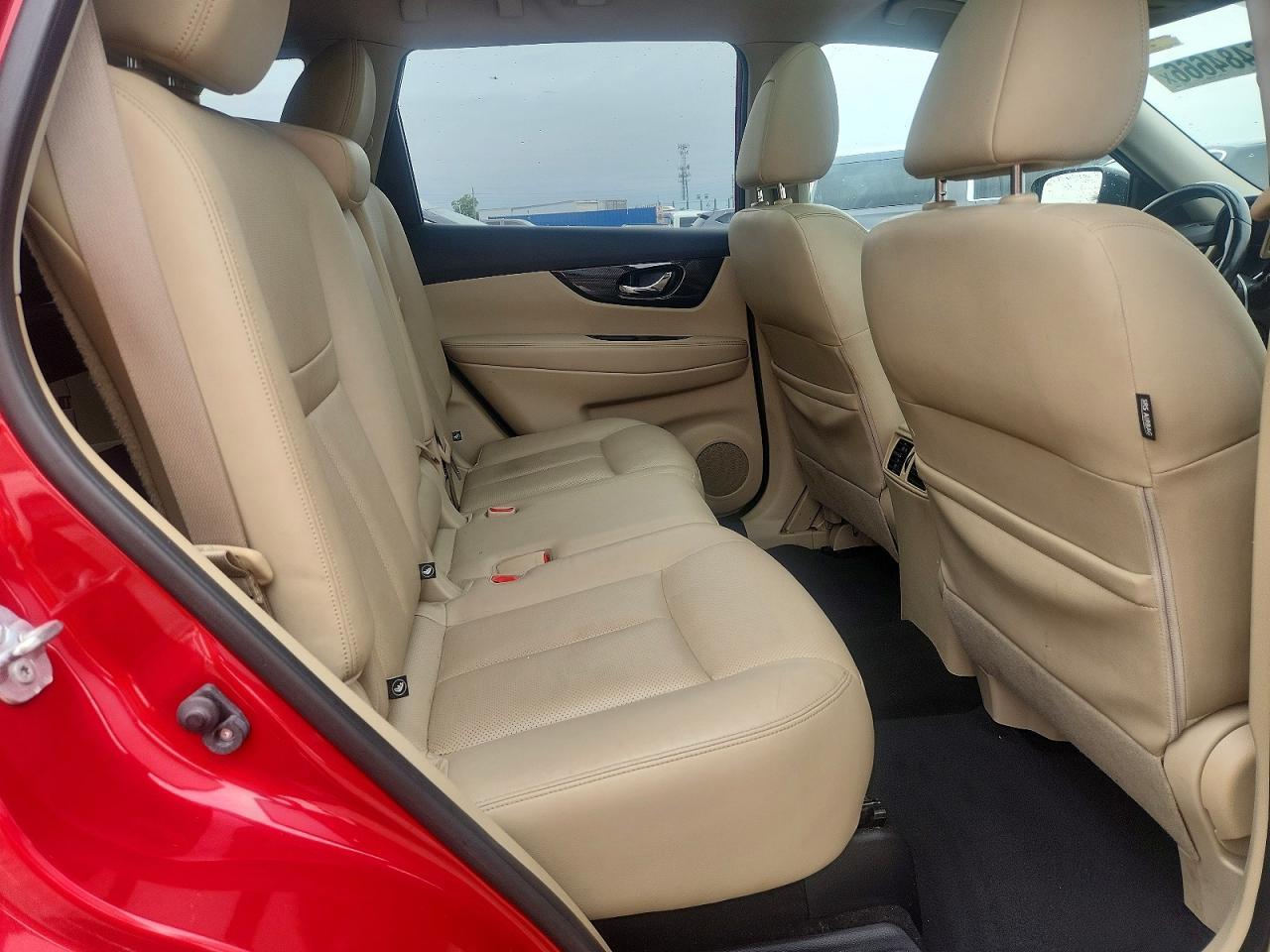 2017 NISSAN ROGUE