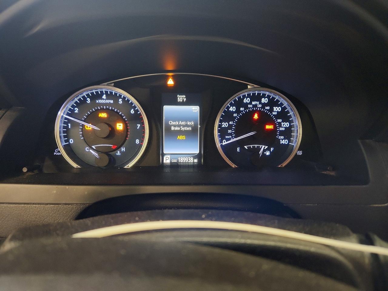 2016 TOYOTA CAMRY
