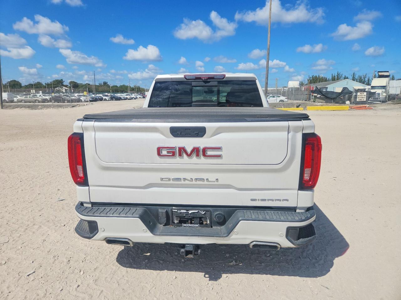 2020 GMC Sierra