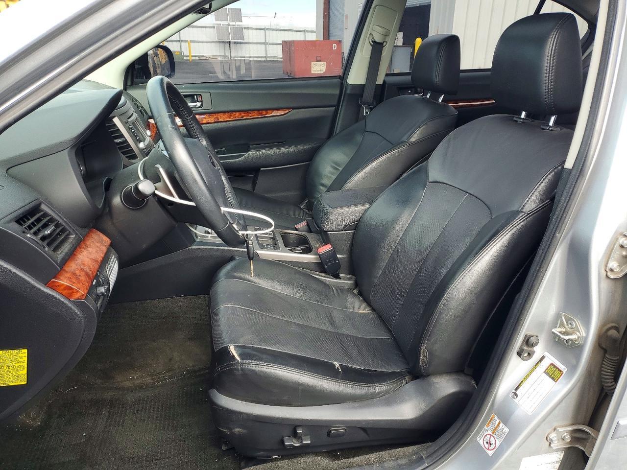 2012 SUBARU Legacy