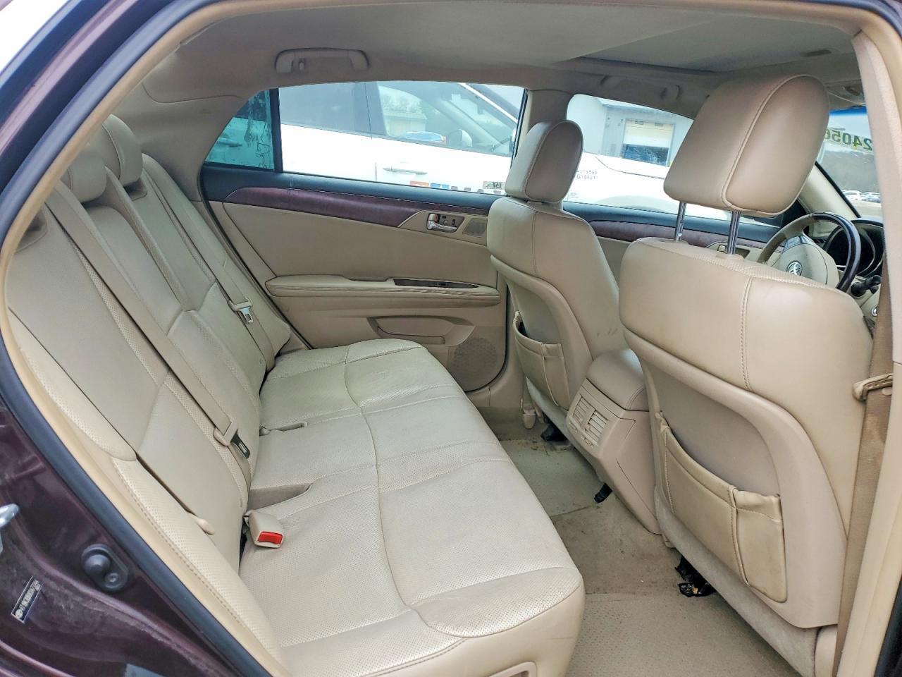 2012 TOYOTA Avalon